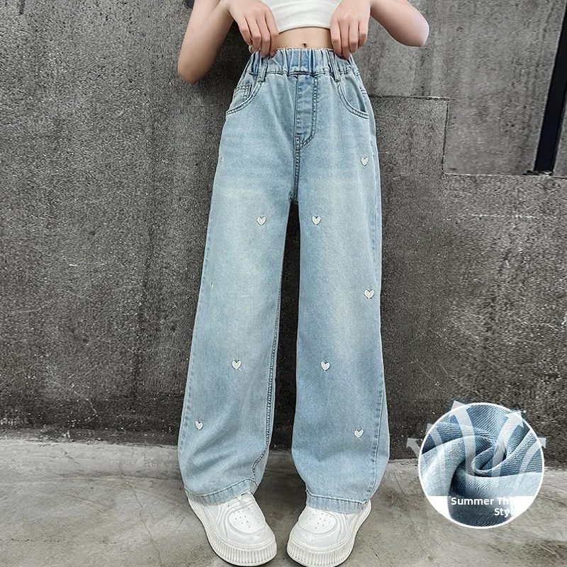Pantaloni di jeans sottili a taglio dritto a gamba larga da donna nuovi estivi Materiale Lyocell Love Heart Design Jeans per ragazze delle scuole medie
