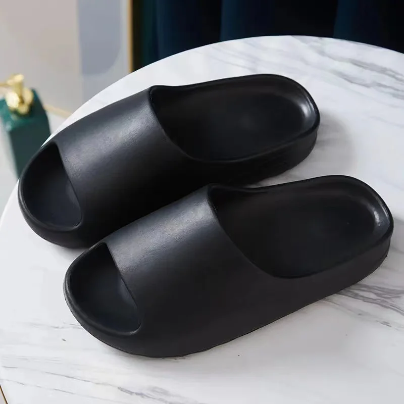 Zapatillas de casa de suela gruesa para parejas, pantuflas frescas de verano, Súper suaves y antideslizantes de coco, venta al por mayor, novedad de 2024