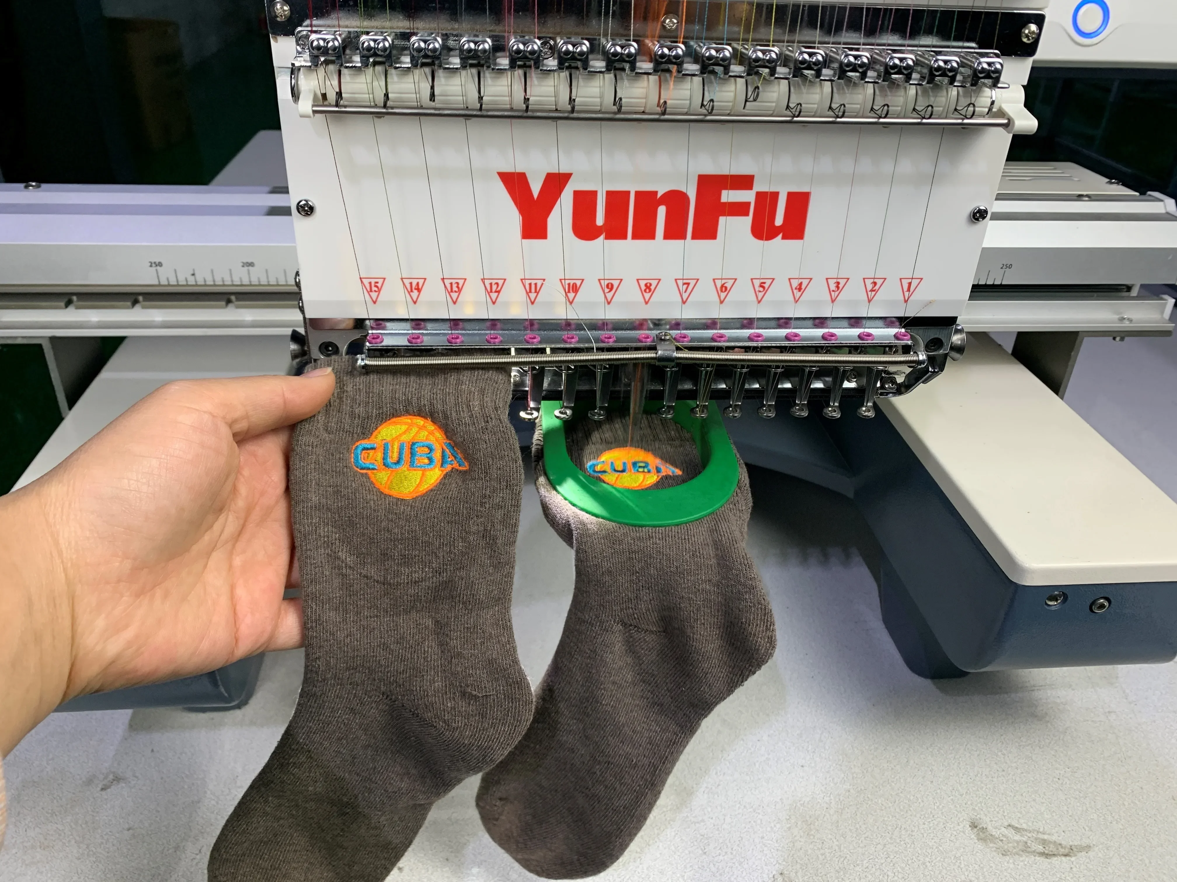 Cheap Hat Flat T-short Domestic Household Embroidery YunFu Small Embroidery Machine With Single 12/15 Needles