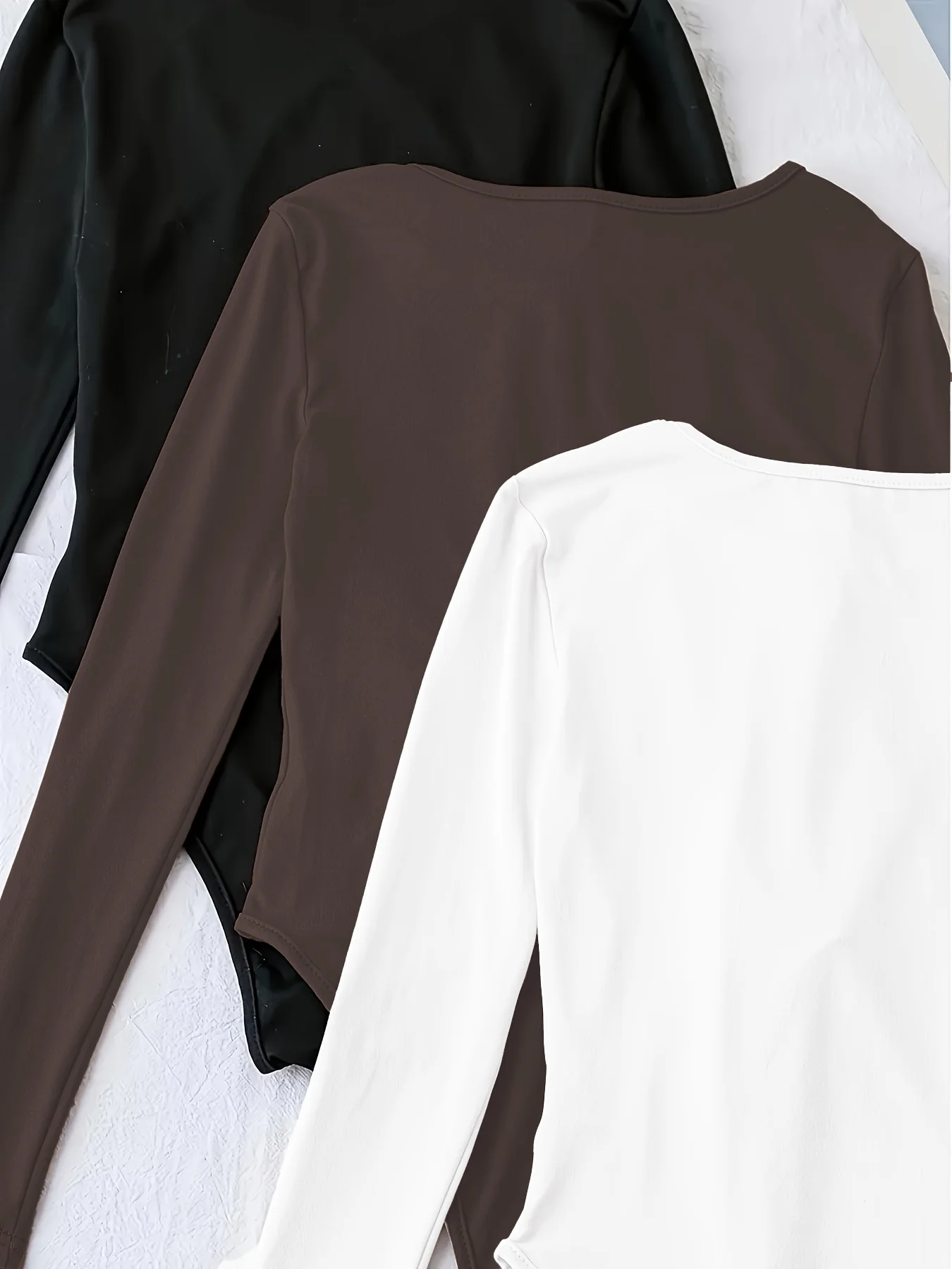 Langärmliges, einfarbiges, figurbetontes, vielseitiges, eng anliegendes, einteiliges Oberteil für Frühling und Herbst mit dreiteiligem Set