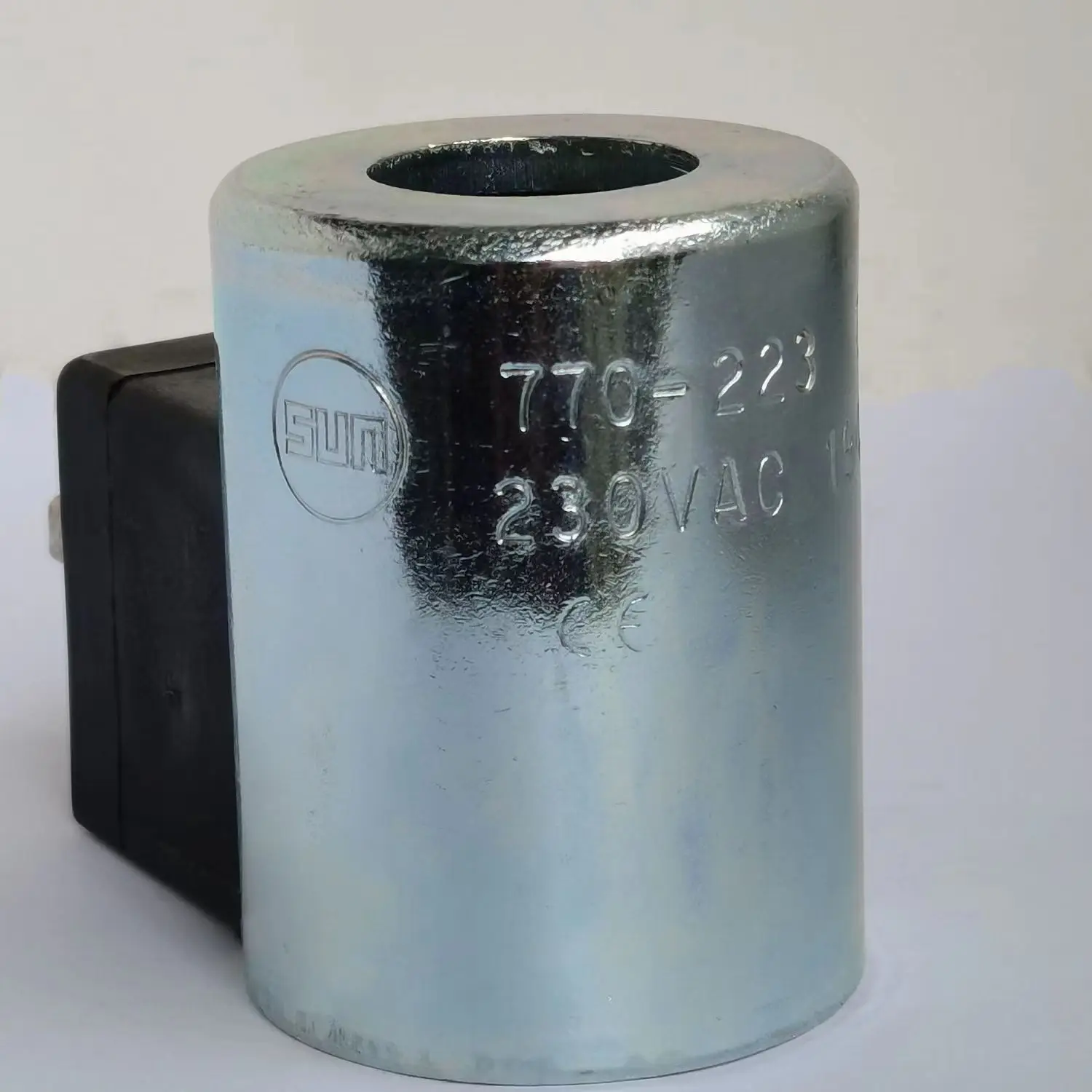 

Sun770-224 solenoid valve 924 coil 760 XCMG 212 zoomlion 624 pump truck 740-912L 24VDC12