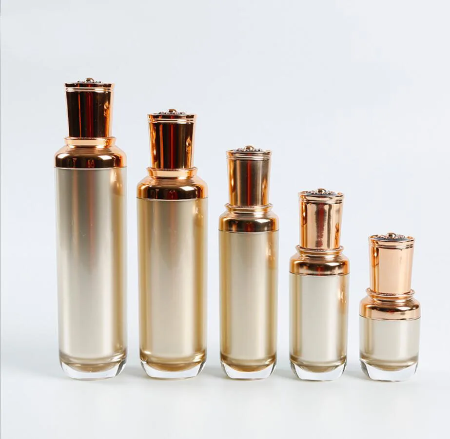 Bottiglia di plastica acrilica dorata da 30 ml siero/fondotinta lozione/emulsione/essenza tonica liquida sbiancante per la cura della pelle imballaggio cosmetico