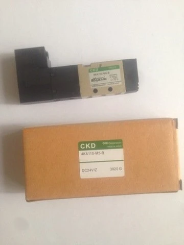 

CKD solenoid valve brand new 4KA110-M5-B