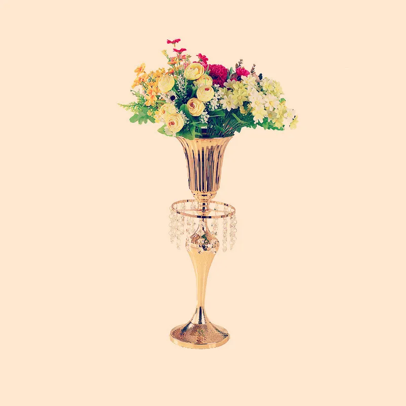 

Gold Centerpieces Wedding Flower Stand centerpieces Tall Metal Flower Vase Centerpieces for Party Events Birthday Home Decoratio