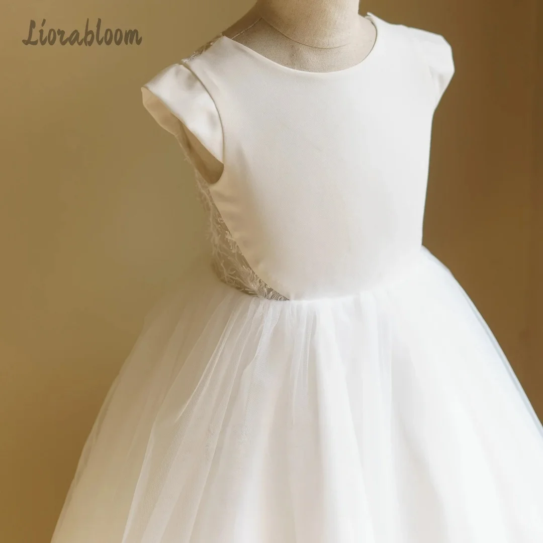 Abito da sposa semplice in pizzo per bambina, abito da damigella d'onore personalizzato con bottoni sul retro, abito da principessa per feste e matrimoni