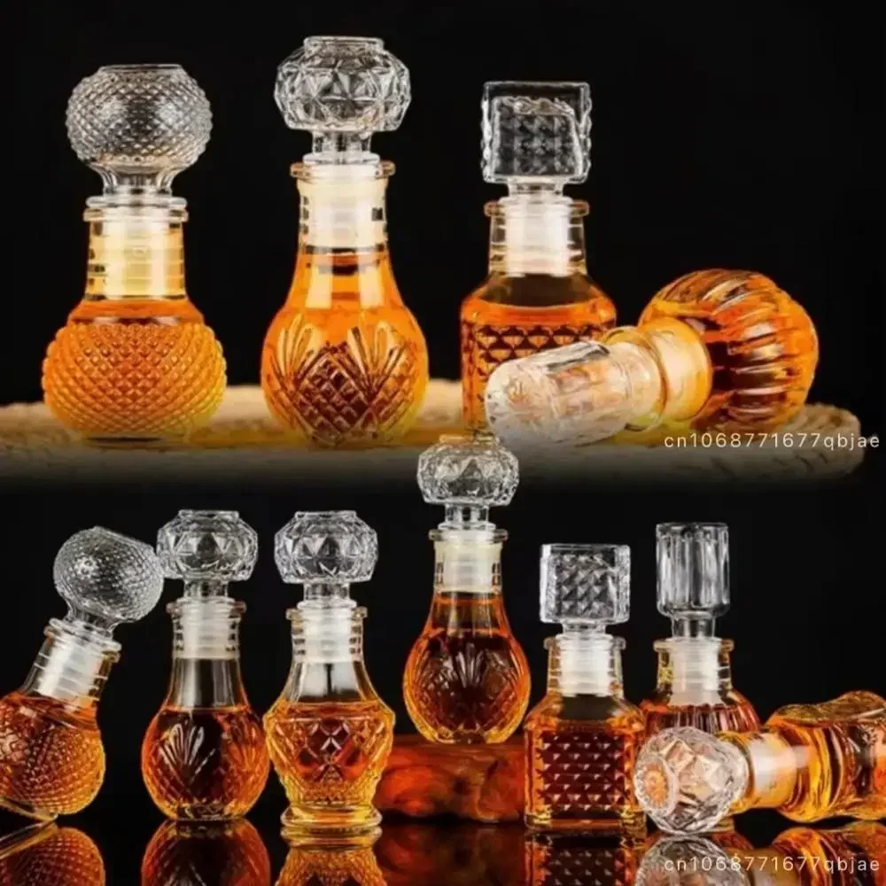 5 10 15 Pcs Whiskey Liquor Bottle 50ml Cute Glass Dispenser Mini Alcohol Guest Gift Wedding Decanter Wine Pot Shot Jars Bar Set