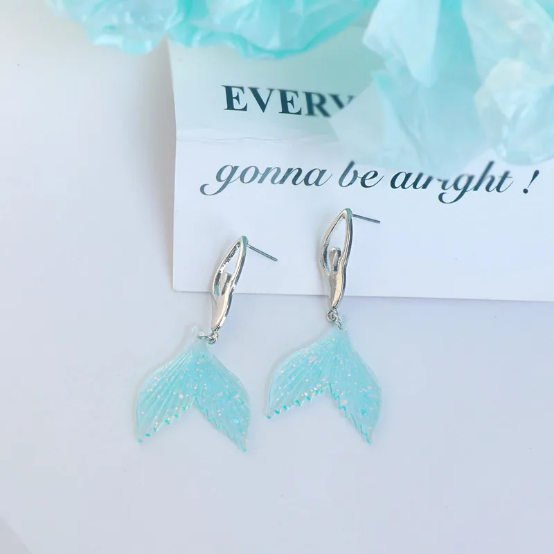 Ovxxons 1 Pair Abstract Mermaid Stud Earrings Temperament Niche New Fashion Popular Resin Gold Foil Earrings Retro Style image 2