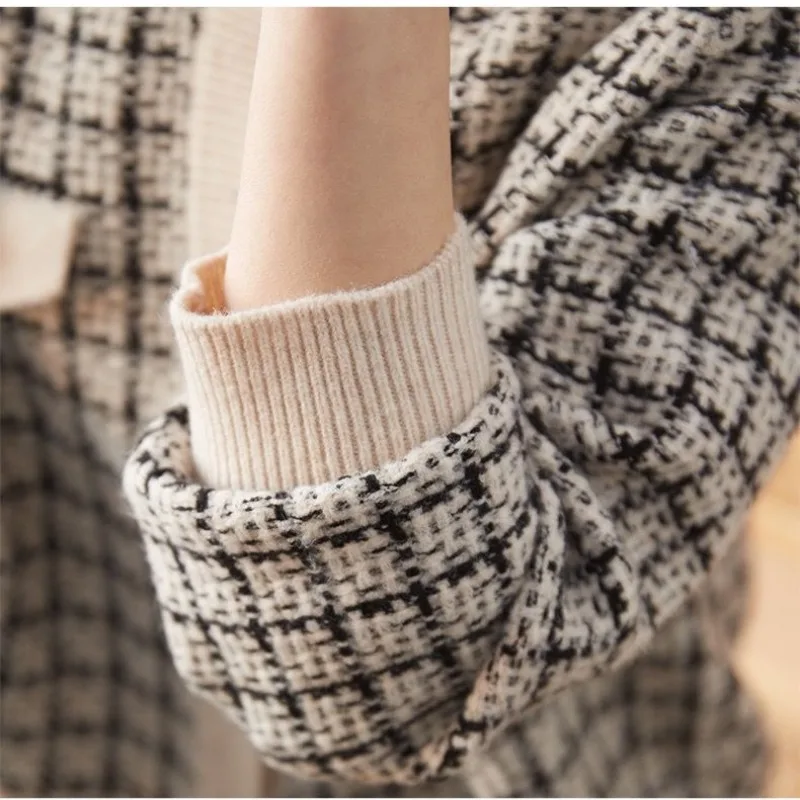 Autumn and Winter Women\'s Sweater Button Plaid Loose Fit Knitted Cardigan Plaid Fashion Casual Elegant Long Sleeve Tops