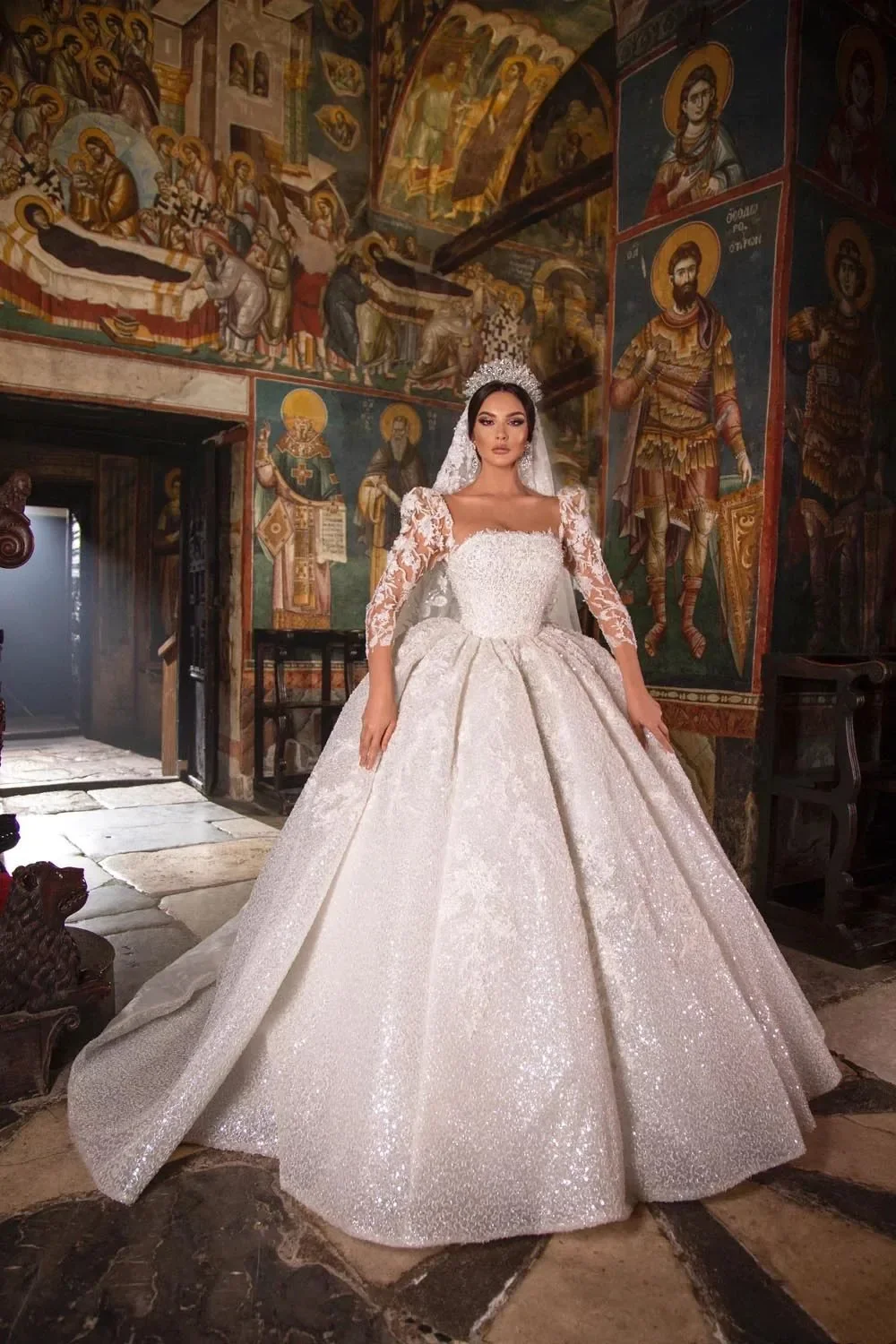 Flavinke مخصص جديد الكرة ثوب الأميرة فساتين زفاف يزين الترتر طويلة الأكمام الدانتيل الكشكشة زي العرائس حجم كبير