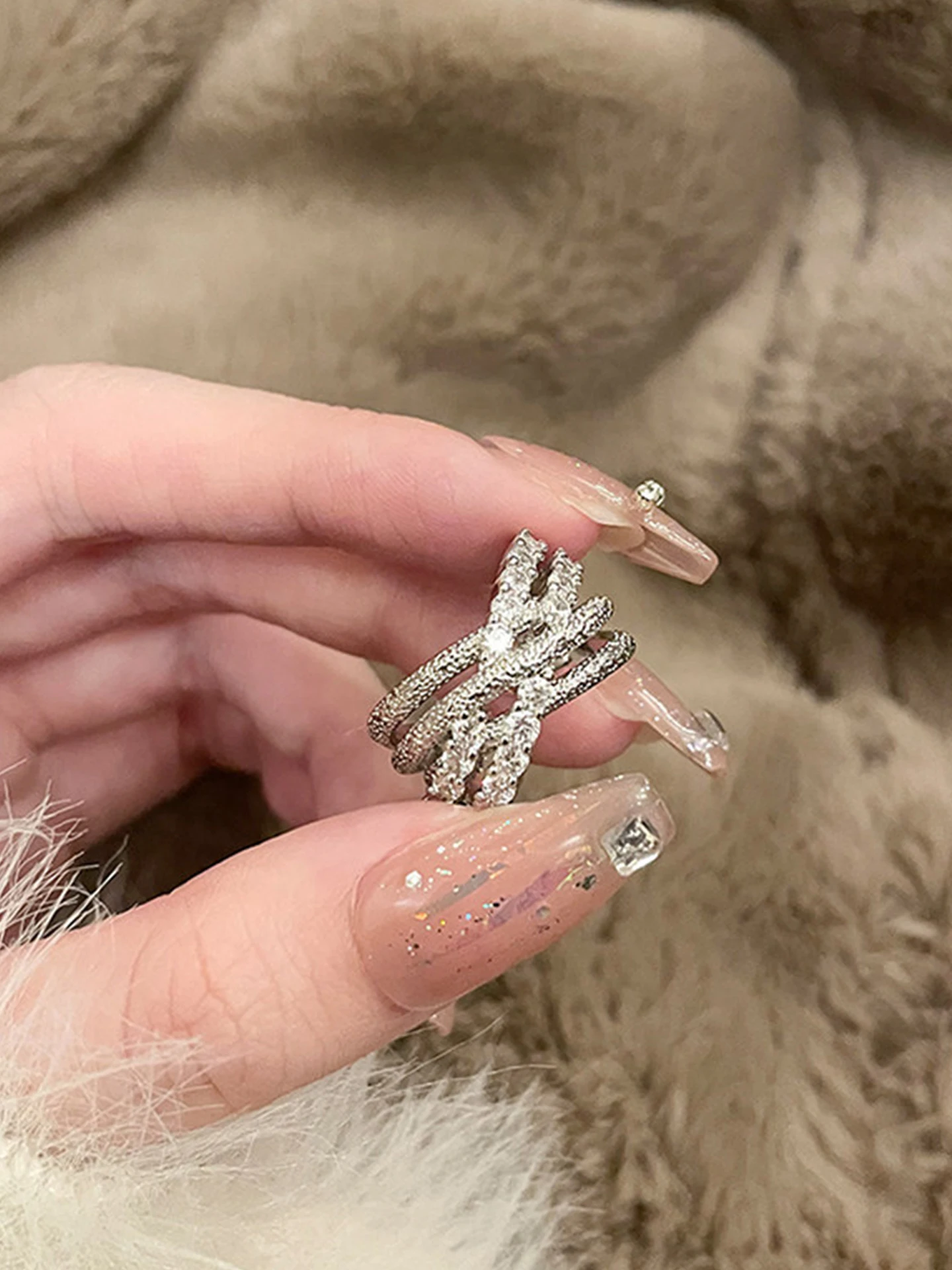 adjustable-micro-set-zircon-ring-elegant-fashionable-lady's-ring-stylish-index-finger-ring-luxury-alloy-cross-shape-ring