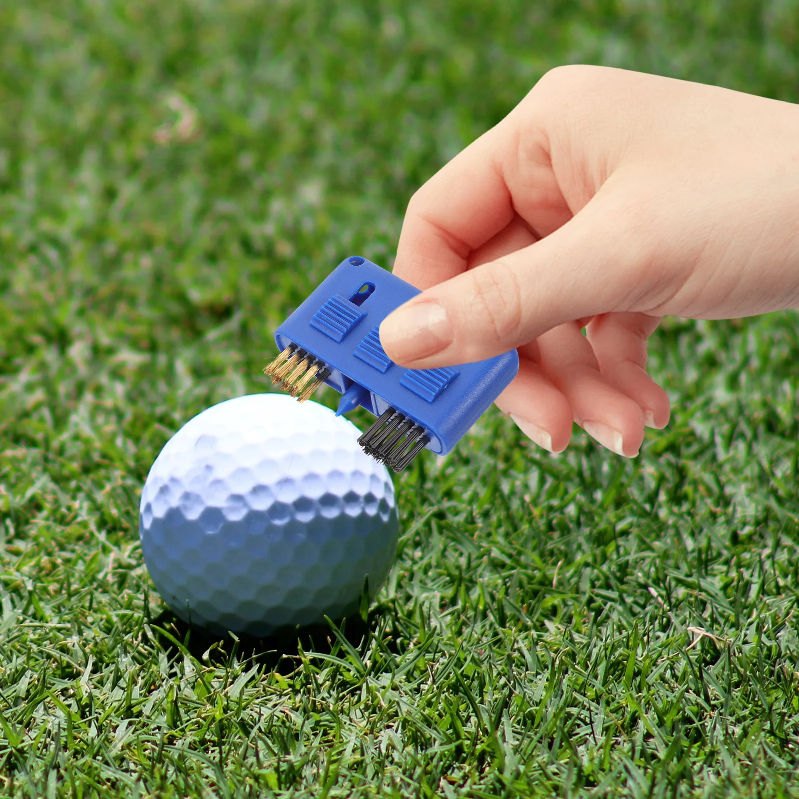 

2pcs Club Brush Club Head Brush Wear-Resist Light Weight Durable Golf Practice Tool Ball Cleaner Cleaning Accessories for Golf