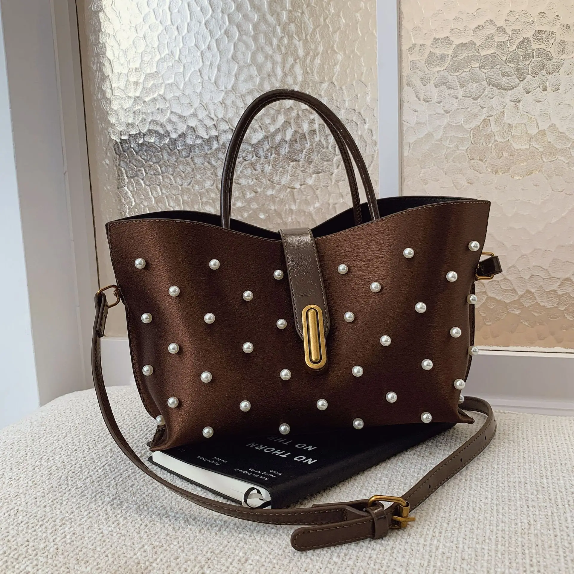 ريترو موضة جديدة لؤلؤة المرأة حقيبة ركاب الاتجاه حمل حقيبة جو بسيط حقيبة كتف قسط حقيبة سعة كبيرة #5