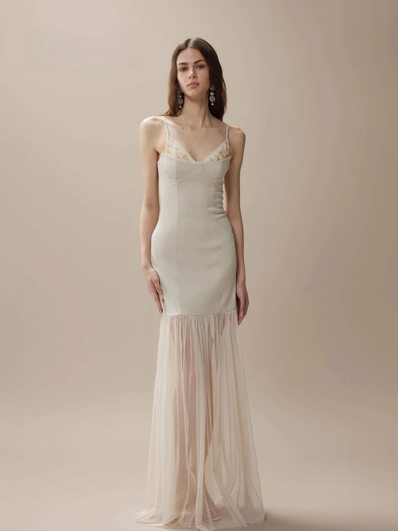 

Элегантное вечернее платье Ele Fa Sogno Original Design Float Light Dr Long с тюлевой юбкой, создающее ощущение роскоши