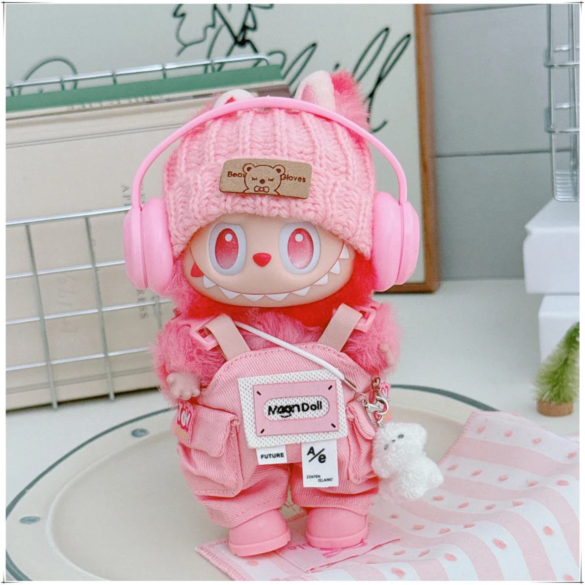 

Labubu clothing for sitting and sitting, first, second, and third generation clothing 3.0, love doll accessories, overalls, hats