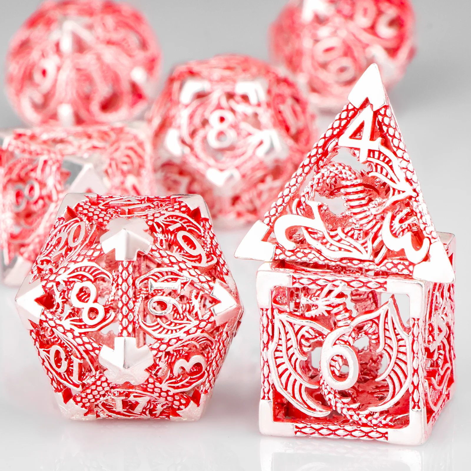 

Красные игральные кости, полые металлические кости d and d, набор кубиков для подземелий и драконов, набор металлических кубиков DnD, подарки, многогранные кости дракона