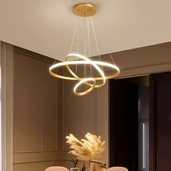 Plafonnier LED suspendu au design moderne de luxe, luminaire décoratif d'intérieur, idéal pour un salon ou une salle à manger