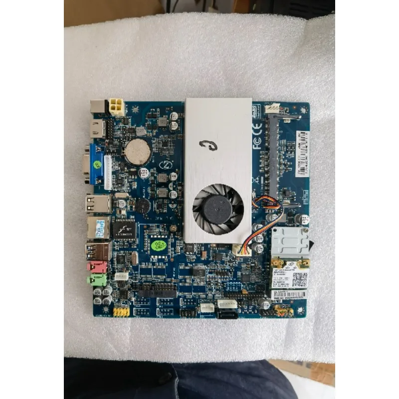 

Industrial All-in-One Motherboard 4200AC1, 4th Gen I5-4200U for Digital Signage & POS Systems