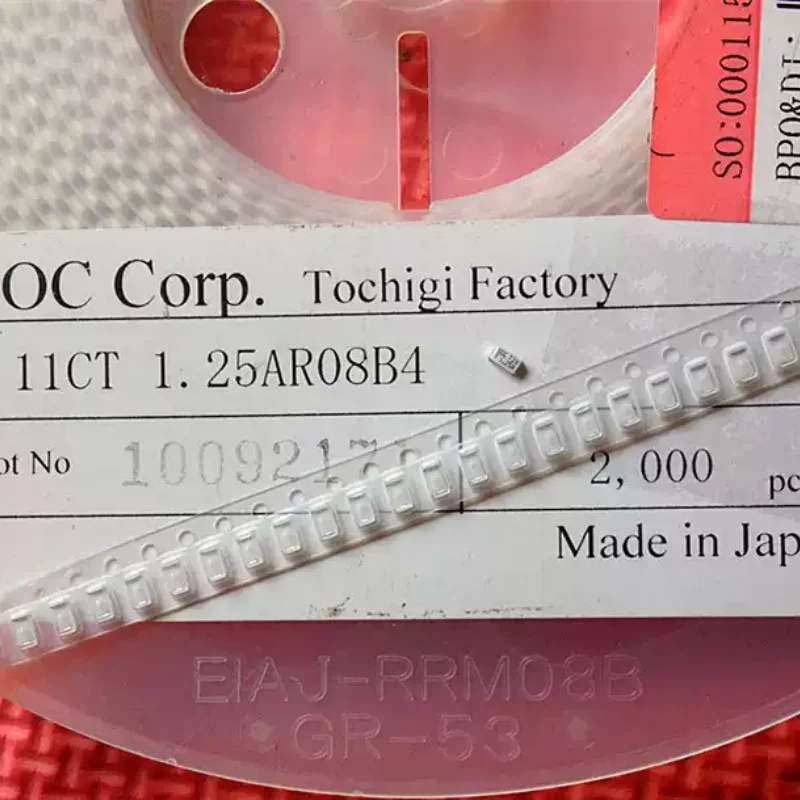 5-100PCS SOC patch fuses 11CT 1.25AR08B4 1206 SOC T1.25A 72V Japan
