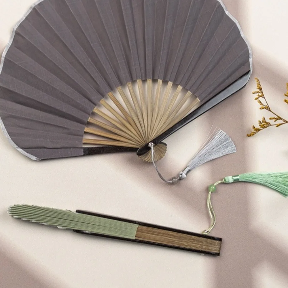 Creative Retro Mini Shell Fan Chinese Cotton Linen Cloth Folding Hand Fan Chinese Style Gentle Handheld Fan Fan Gift