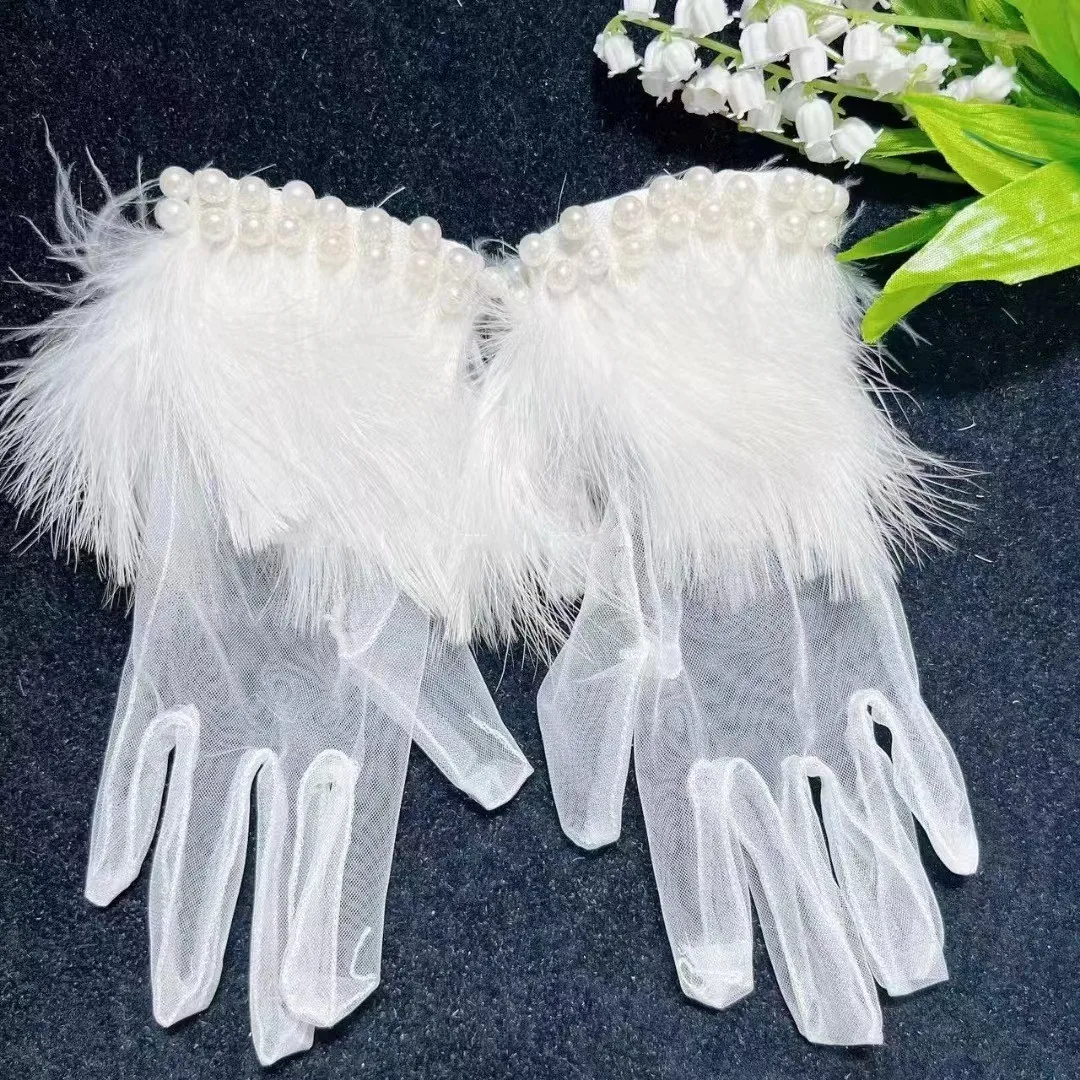 

Fingers Wedding Gloves Tulle with Feather Pearls Short Wrist Bride Gloves Bridal Accessory Formal Party Gloves