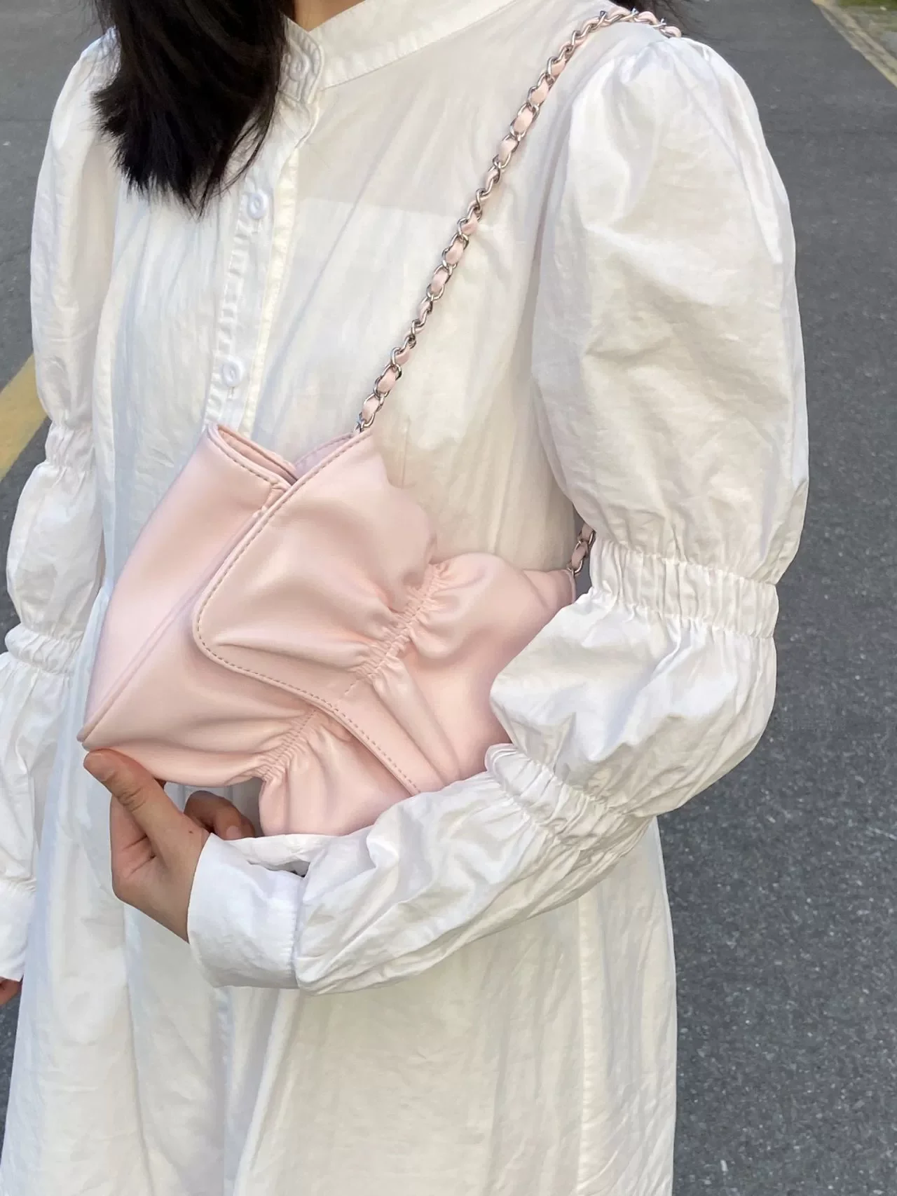 حقيبة كتف عصرية فاخرة خفيفة على شكل دلو على شكل سلسلة معدنية وحزام كتف واحد حقيبة كروس حقيبة نسائية بسيطة ومتعددة الاستخدامات #4