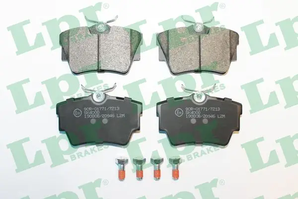 05 P946 for rear brake pad TRAFIC II DCI 100 (03/01) (03 / 01 ) VIVARO 1.9di, 16V (08/01)