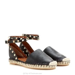 Estate 2024 delle donne nuovo in Rockstud doppia espadrillas in pelle nera Flat Stud cinturino alla caviglia appartamenti sandali scarpe firmate di lusso