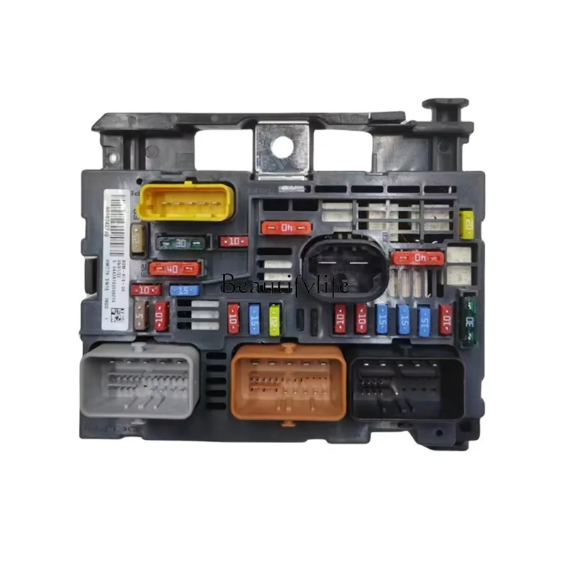 

*9807028580 Fuse Box BSMR01 R02 R18 R19