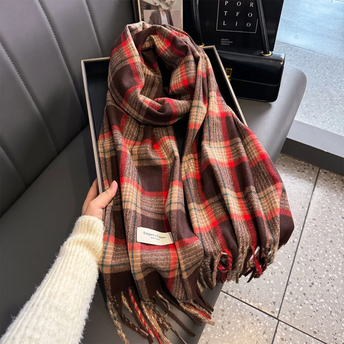 2024 Warm Plaid Cashmere Shawl Poncho Winter Scarf Luxury Print Blanket Pashmina Wraps Bufanda With Tassel Casual Stoled Echarpe