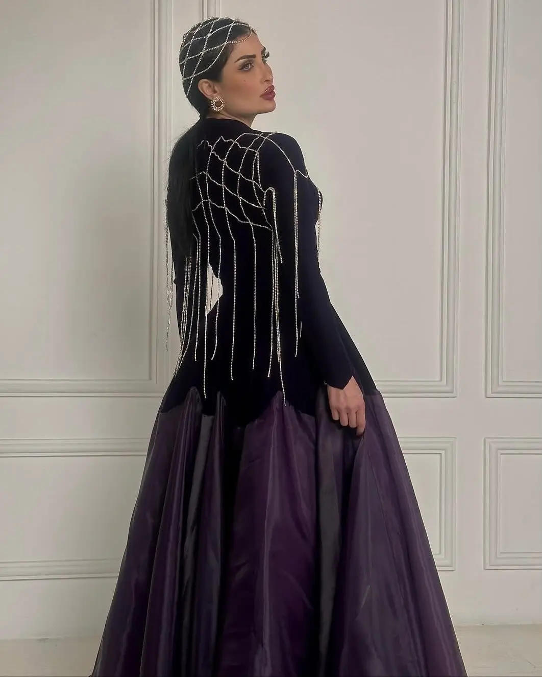 맞춤형 A라인 브이넥 긴 소매 우아한 이브닝 드레스 정장 고급 맞춤형 행사 드레스 패션 프로무 드레스