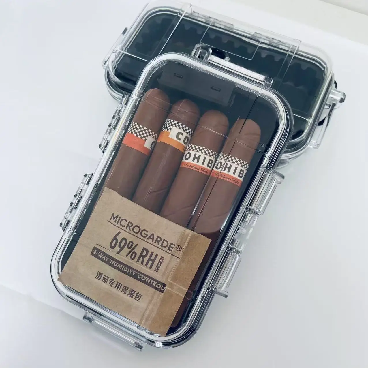 

Transparent Visible Cigar Humidor, Outdoor Portable Moisture-Proof And Nourishing Cigar Case.