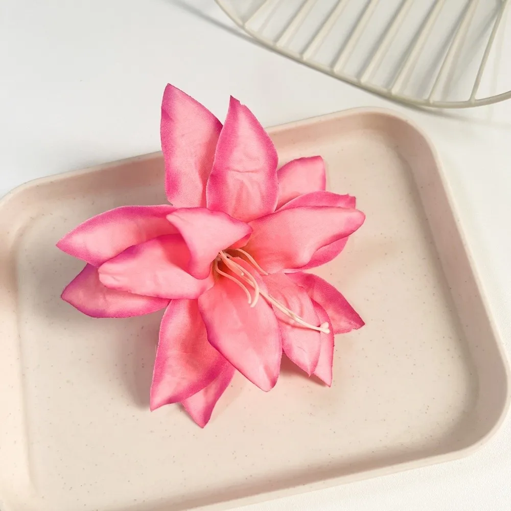 Hawaii Style Simulation Flower Lily Flower Hair Clip Silk Lily French Vintage Bohemia Hairpins Flower Shark Clip Summer Beach
