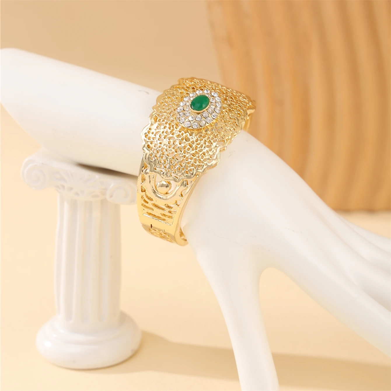 

GoldPlated Bridal Alloy Bangle French Palace Style Middle Eastern Vintage Wedding Banquet Festival Arm Jewelry