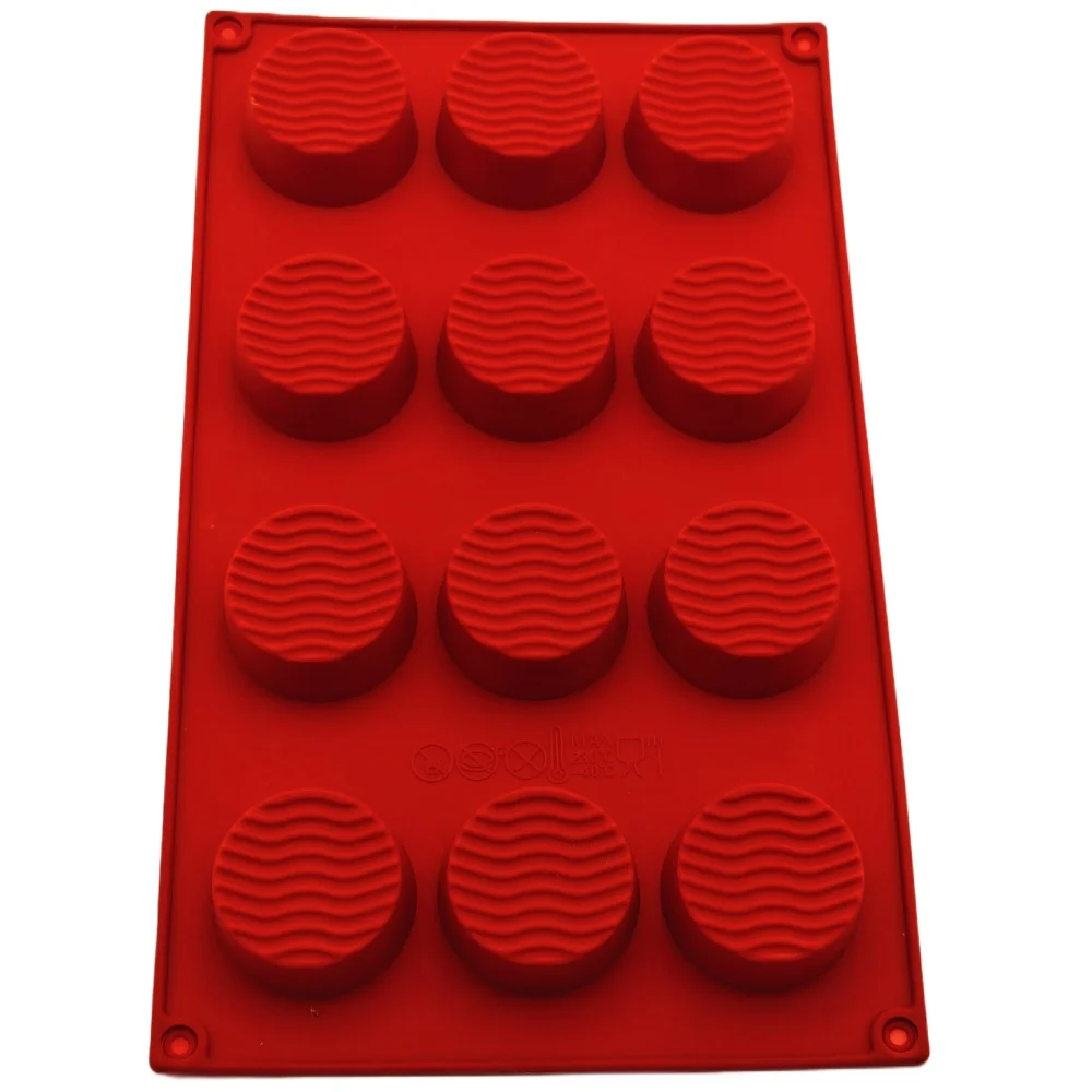 New Arrival 12 Hole Round Wavy Pattern Silicone Cake Mold Food Grade Silicone Chocolate Baking Mold Ice Tray Handmade Soap Mold