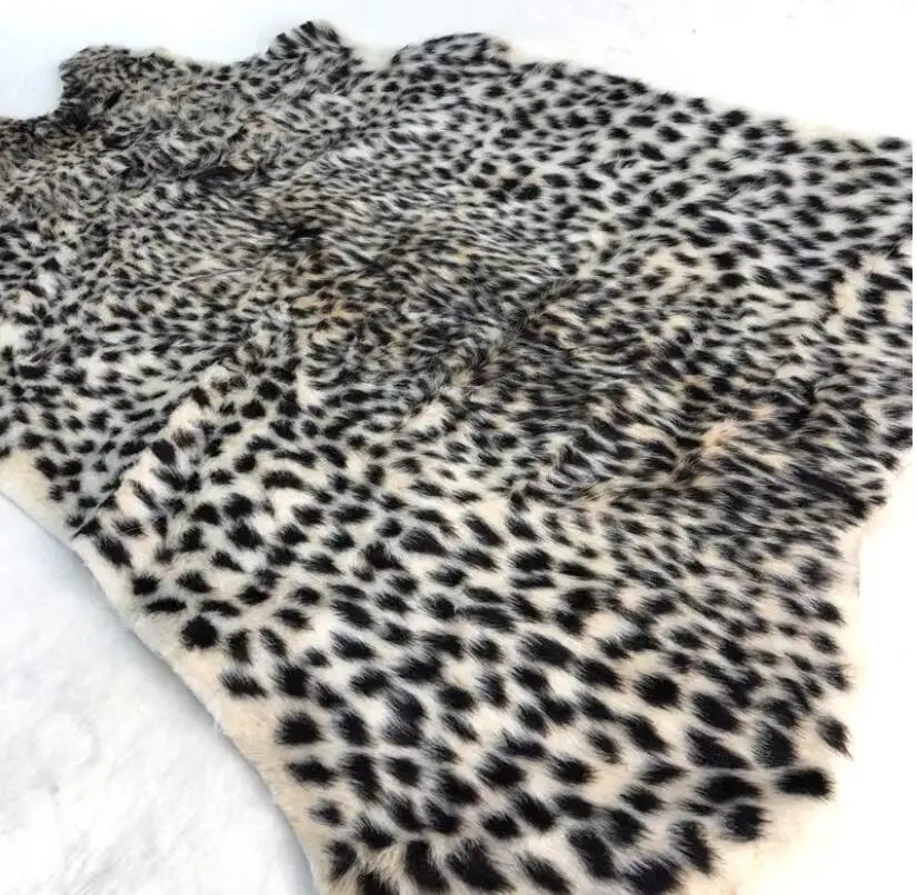 Artificial Animal Fur Carpet Floor Mat Soft Non-slip Bedroom Furry Area Rug Living Room Carpet Home Office Decor Party Floor Mat