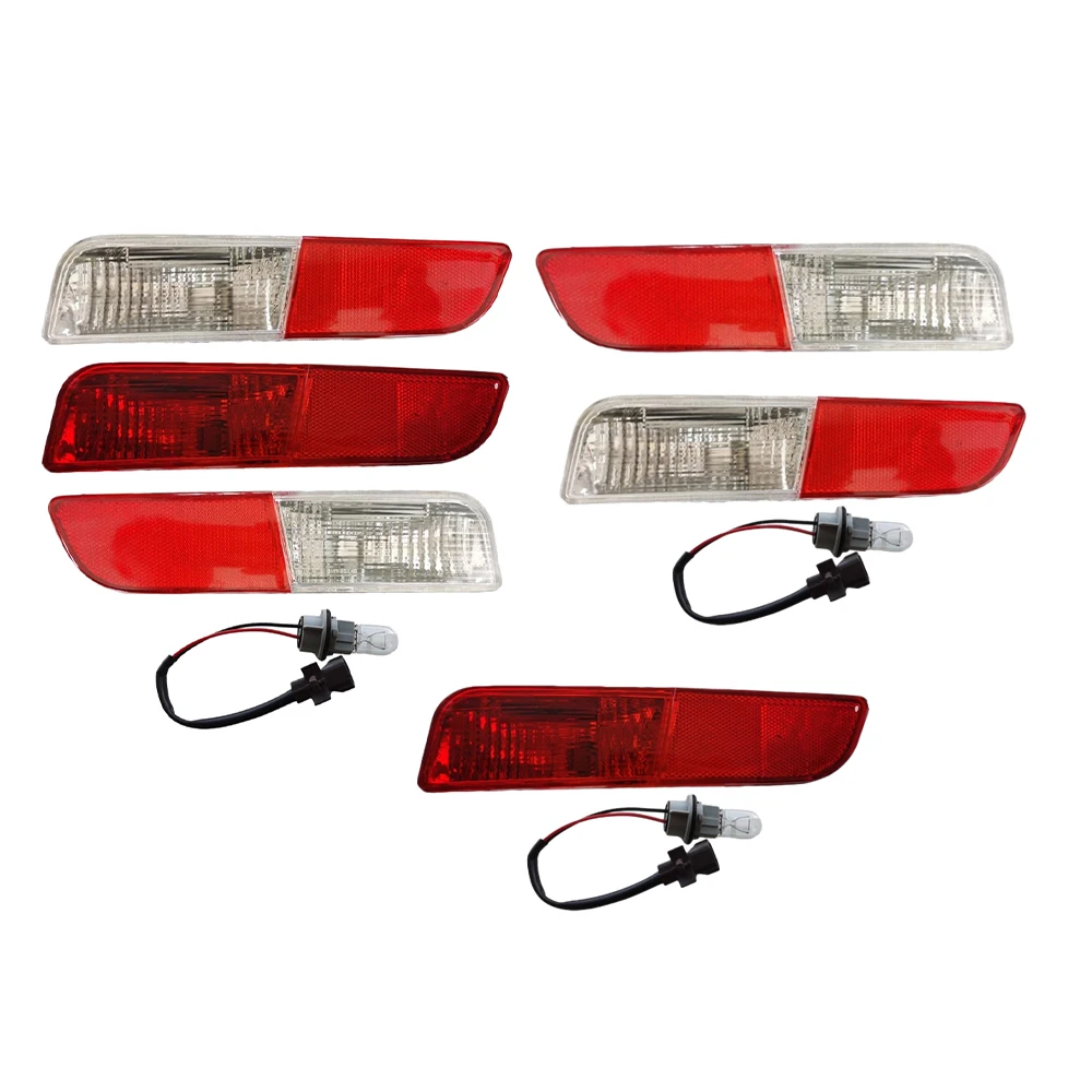 1pcs L/R Car Rear Bumper Light w/o Bulbs Car Fog Light Rear Stop Lamp 8336A102, 8337A111 Fit for Mitsubishi Outlander 2013-2015