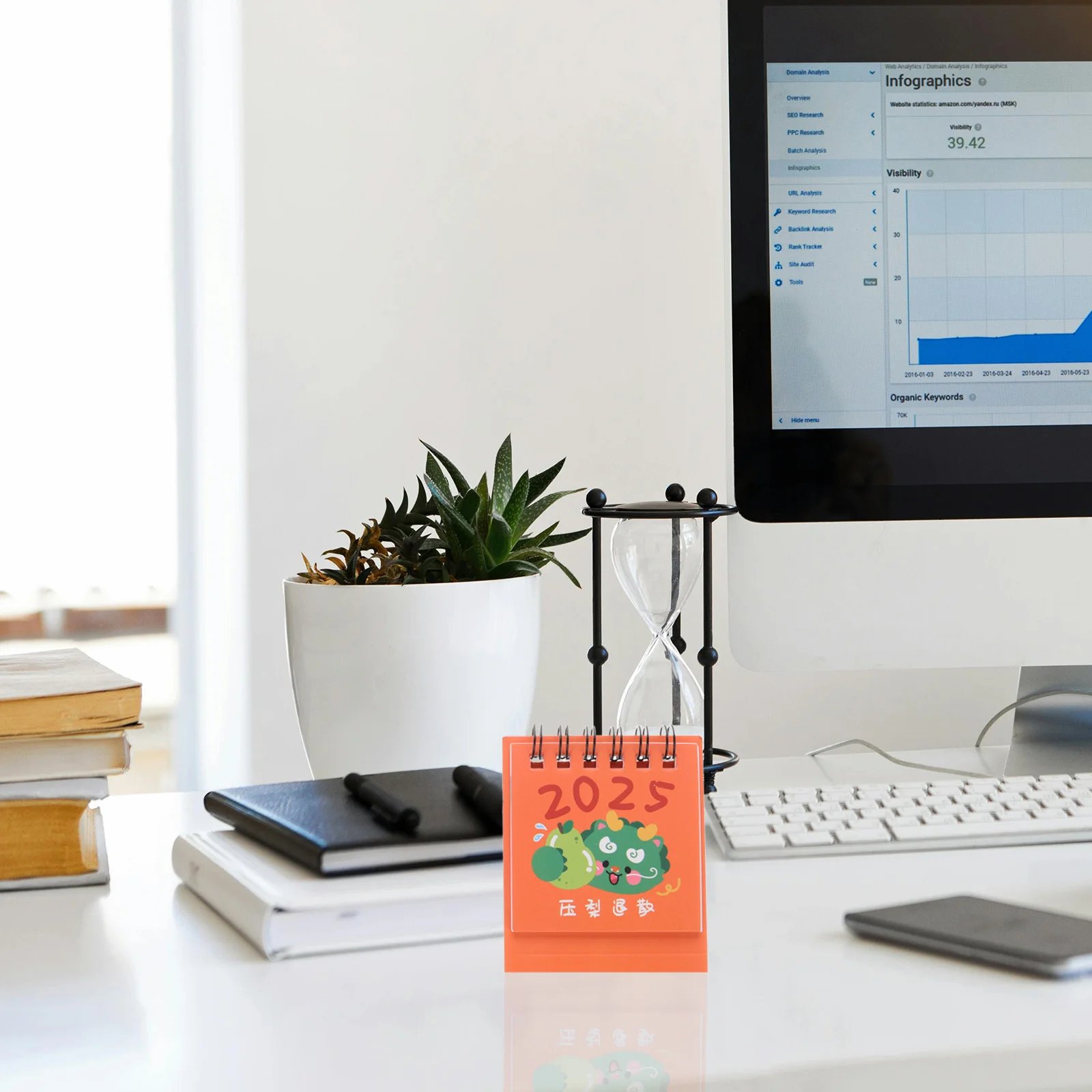 

2 шт. мини-настольный календарь 2025 милый планировщик флип-календарь для управления временем небольшой настольный органайзер офисный декор