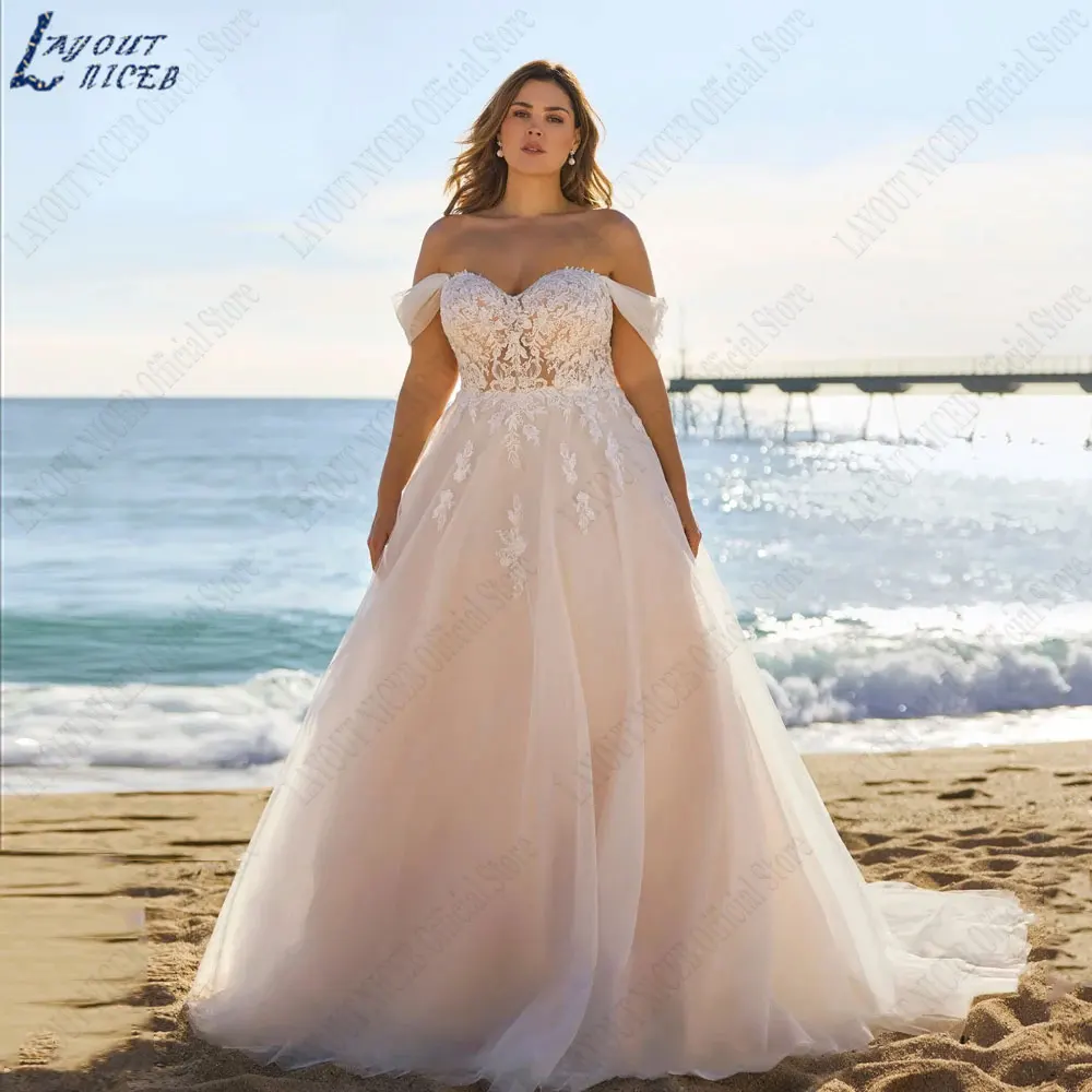 LAYOUT NICEB Plus Size Apliques Vestidos de casamento Praia A Linha Off Shoulder Vestidos de noiva Backless Tulle vestido de casamentoLAYOUT NICEB Plus Size Apliques Vestidos de casamento Praia A Linha Off Shoulder Ves