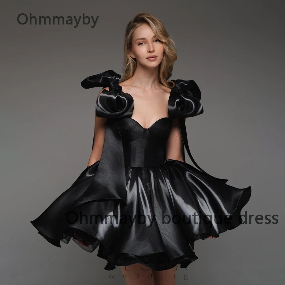 

Black Short Homecoming Prom Dresses for Teens Satin Tulle Puffy Evening Party Dress with Pockets Bow Sweetheart Graduation Gown