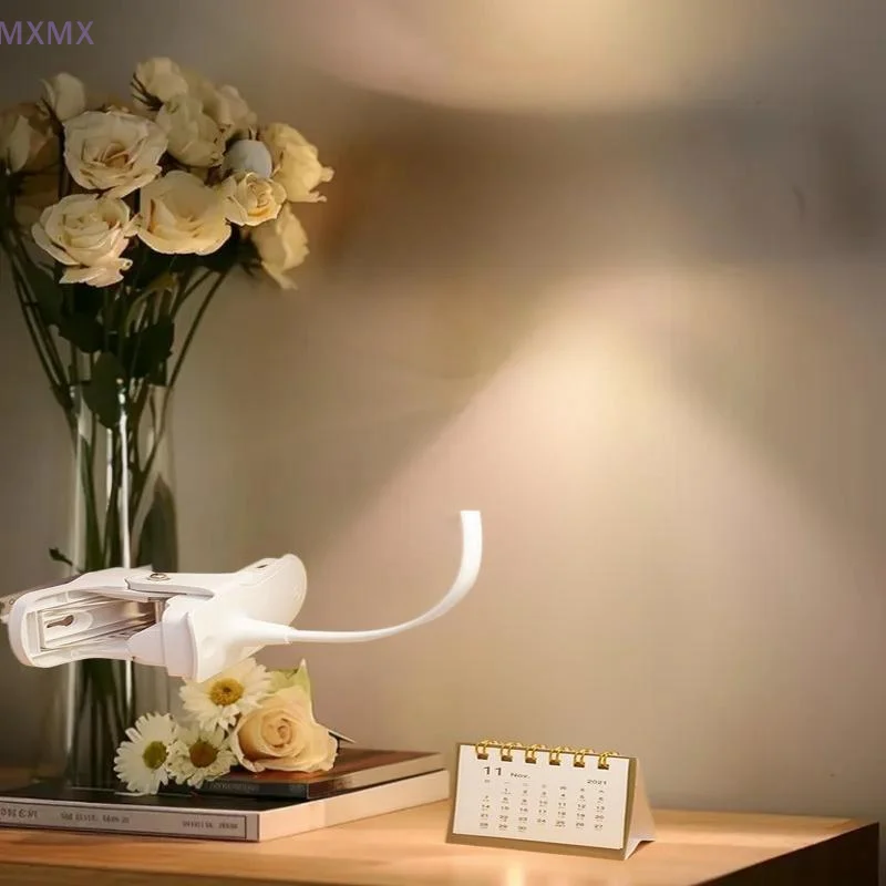 

Led Table Lamp USB Rechargeable Night Light With Folding Clamp 3 Modes Dimming Eye Protection Light