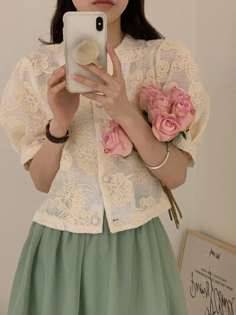 

Korean Style Embroidered Heavy Work Lace Short Sleeve Bubble Sleeve Shirt Women Summer Breathable Design Sense Top