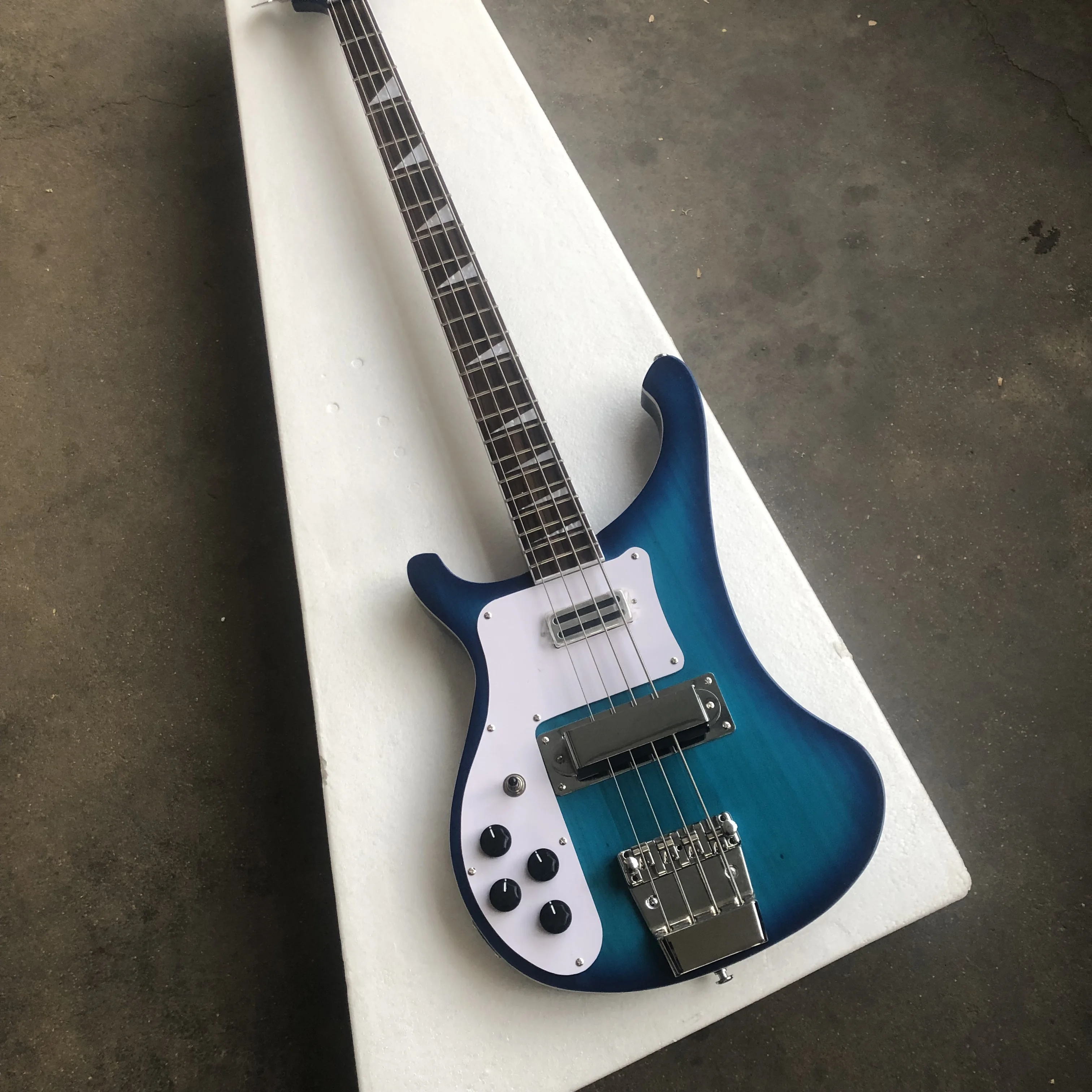 4003 bass with 4 strings, blue left-handed inventory, wholesale and retail