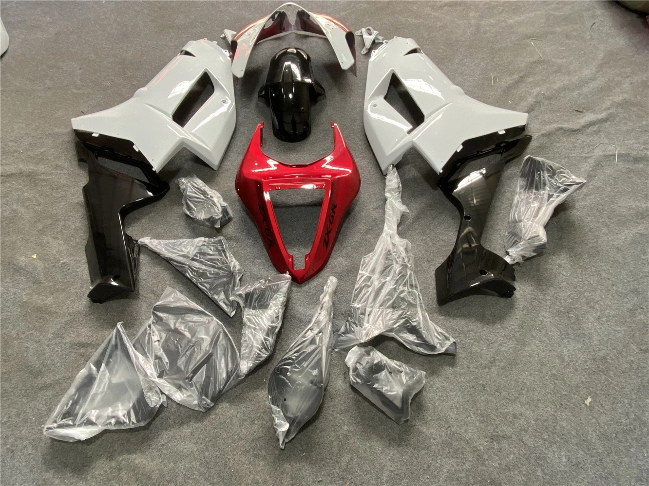 مجموعة هدايا الدراجة النارية تناسب ZX-6R 2007 2008 -6R 636 07 08 هدية أحمر أبيض أسود للدراجات النارية