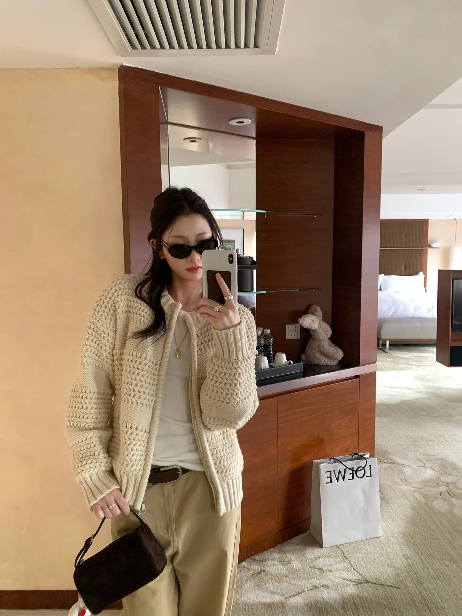 

Thiened Zipper Knitted Sweater Y Studio Apricot Color Thi Needle Retro Sle ort Knitted Jaet for Women Autumn Winter