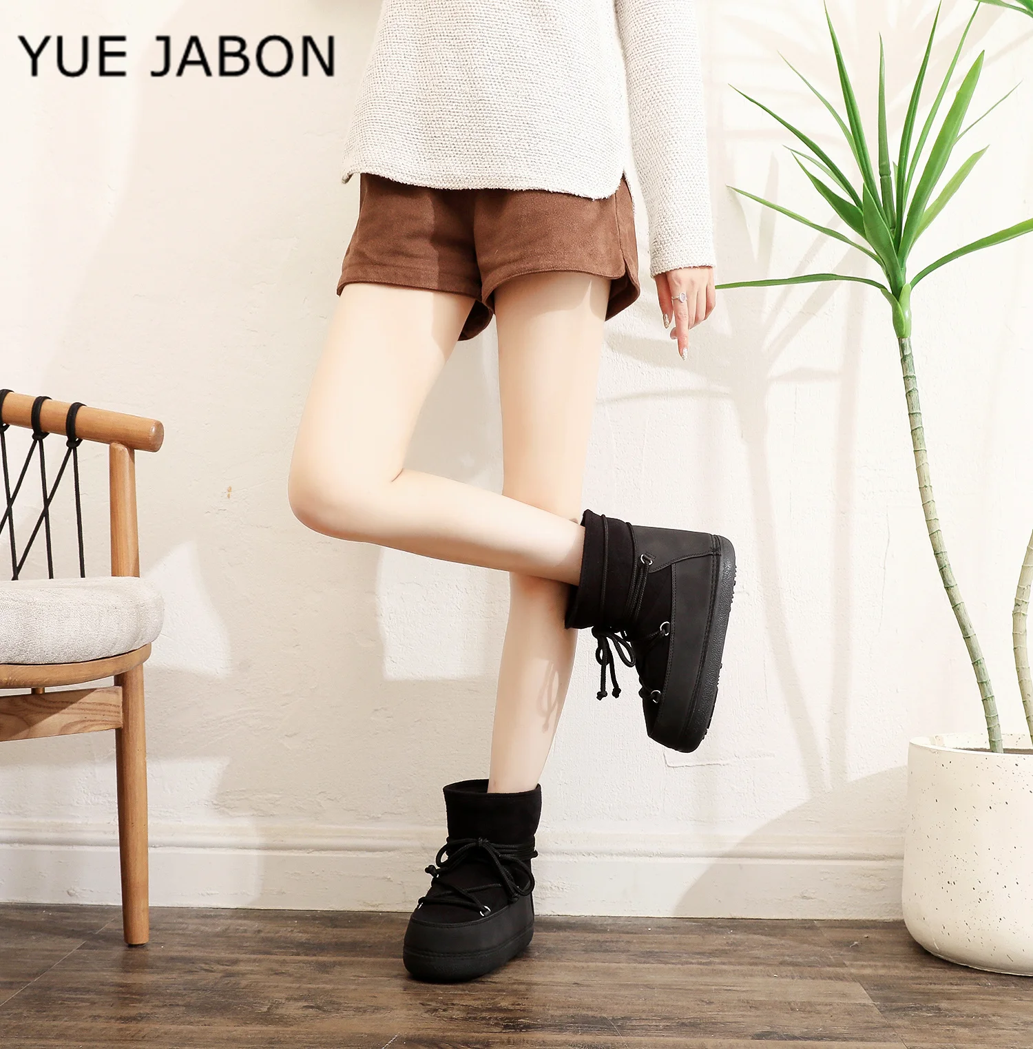 Black Winter Women Snow Boots Soft Upper Ski Boots Waterproof Ankle Space Boots Ladies Platform Flat Heel Warm Cotton Shoes
