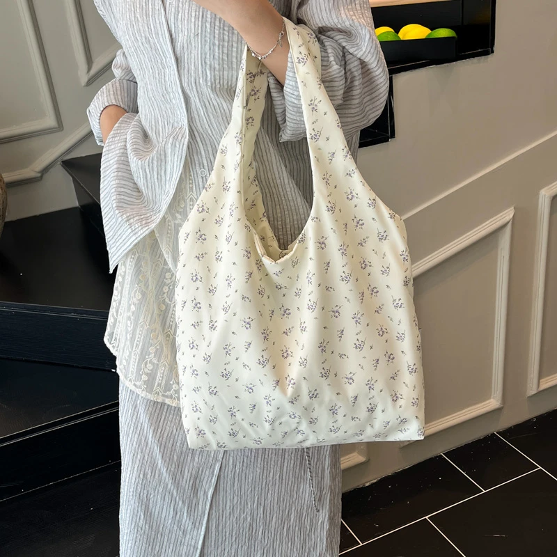 

Women Leather Luxury Classic Fashion Designer Crossbody Shoulder Tote Bag Elegant Handbag For Everyday Chic Comfort