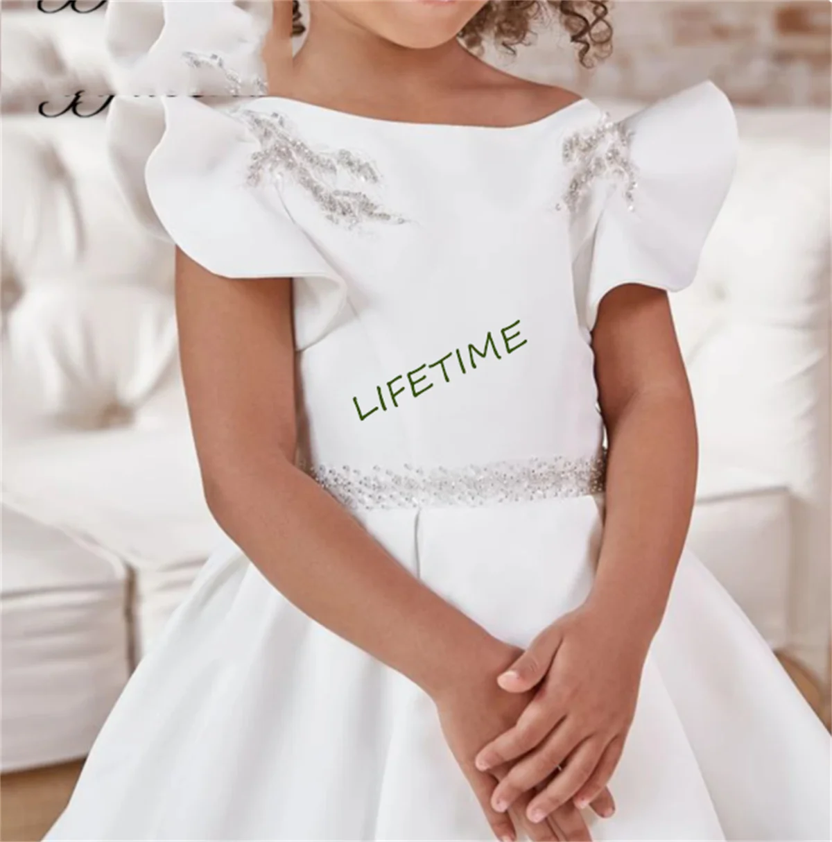 

White Flower Girl Dresses Wedding Appliques Beading Ball Gown First Communion Satin Tulle Court Train Dress for Kids Party