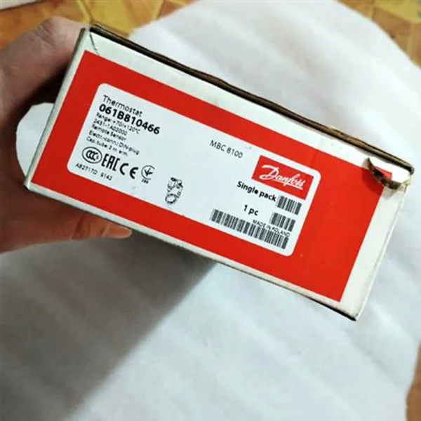 

1 шт. F 061b810466 термостат абсолютно новый оригинальный точечный Plc