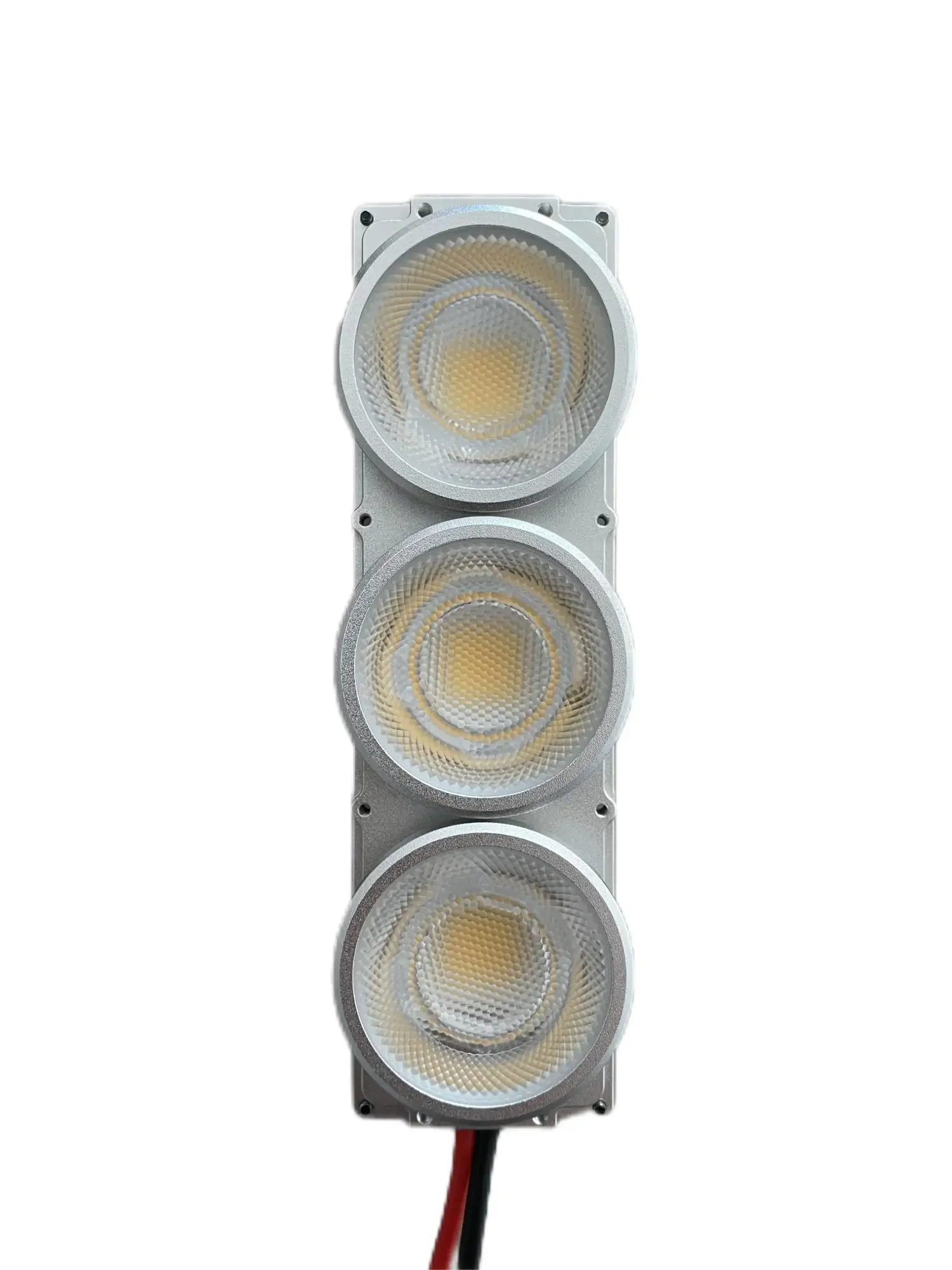 300W lighting can be use for outdoor cycling, mountaineering, and driving, and can be customized with hanging brackets