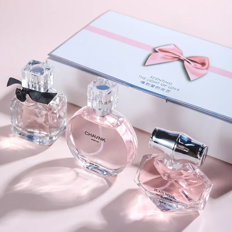 

90ML(30mlx3PCS) Eau De Parfum Gift Box Feminino Spray Fresh Light Scent Floral Fruity Chypre Notes LongLasting Women Perfume Set